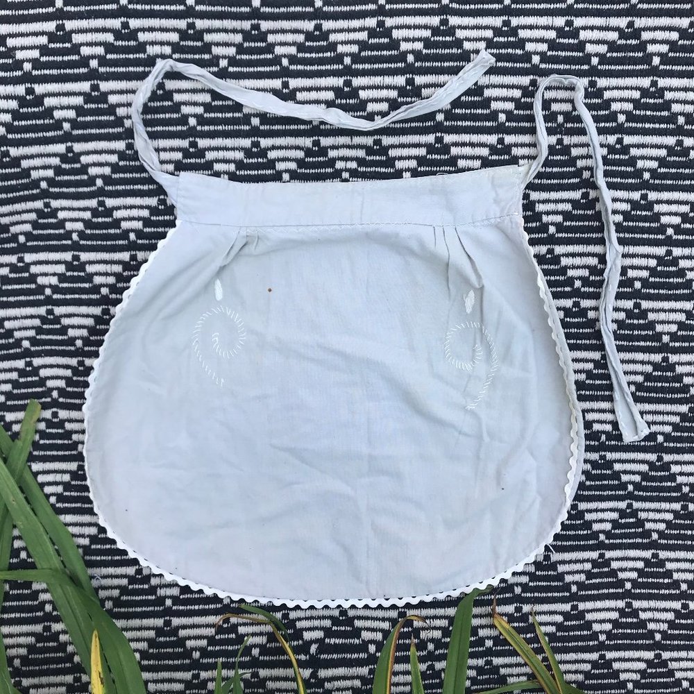 Handmade small Apron - Picture 8 of 13